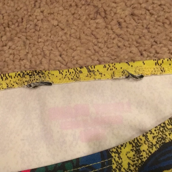 PSYCHEDELIC LUCKY BRAND TOP - Picture 3 of 3